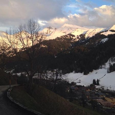 Appartement Cozy Dans Chalet 6 Pers Voiture 4 Roues Motrice A Dispo La Clusaz Buitenkant foto